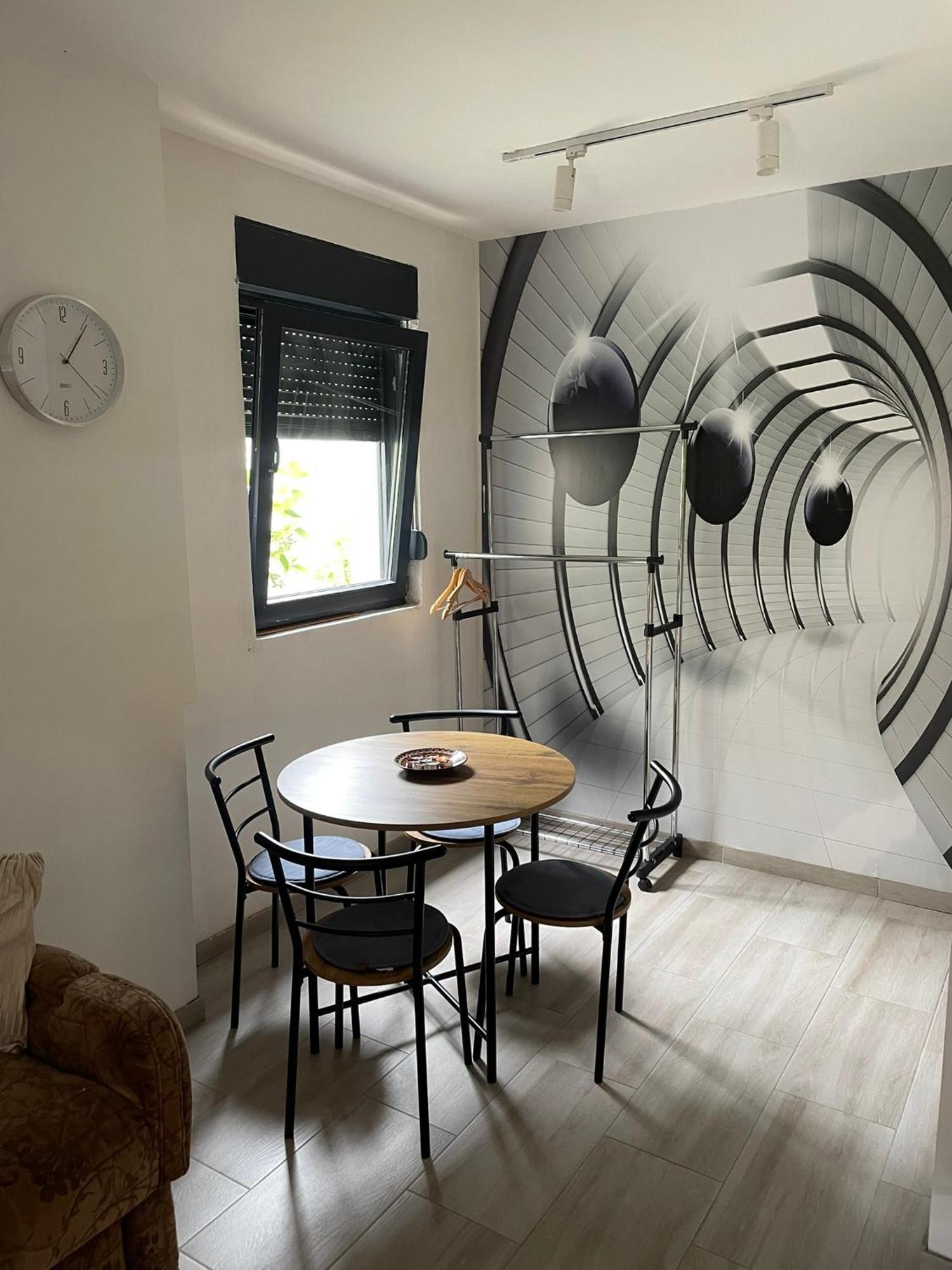 Visoko New Concept - 7 Minutes From The Pyramids - City Center 外观 照片